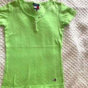 Like new Tommy Hilfiger short sleeve shirt